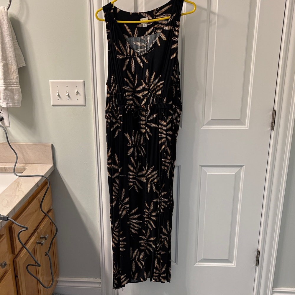 a.n.a Black and Orange Leaf Pattern Dress